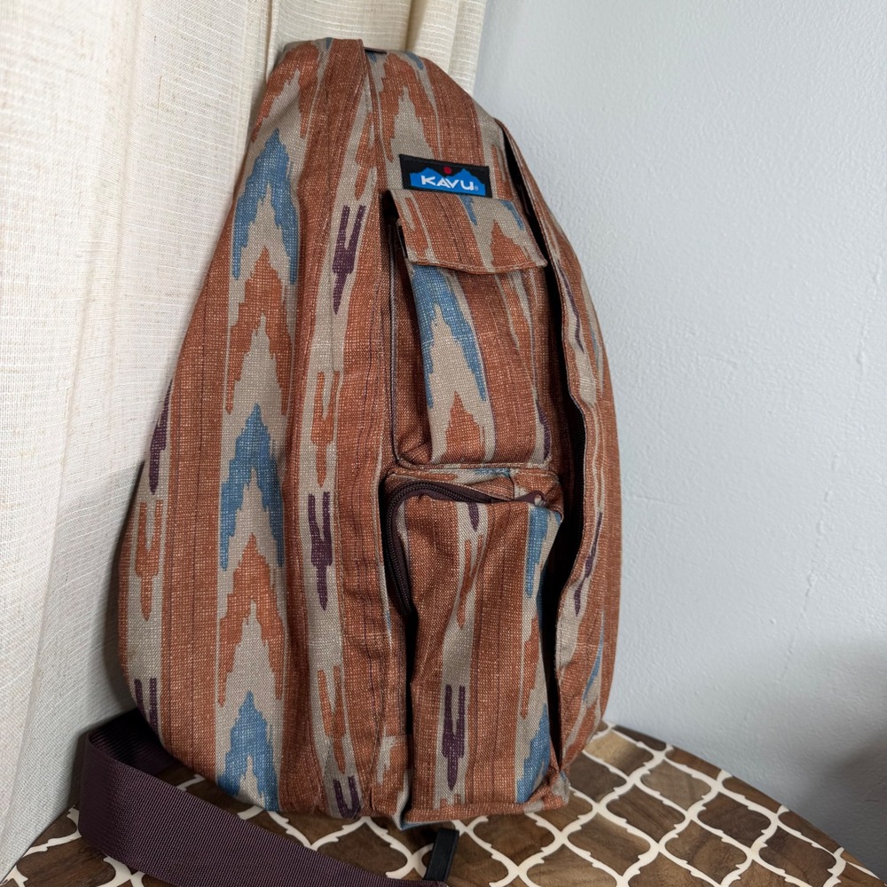 KAVU Rope Bag Sling Backpack Southwestern Rust Blue Tumbleweed Ikat EXCELLENT - Picture 2 of 7